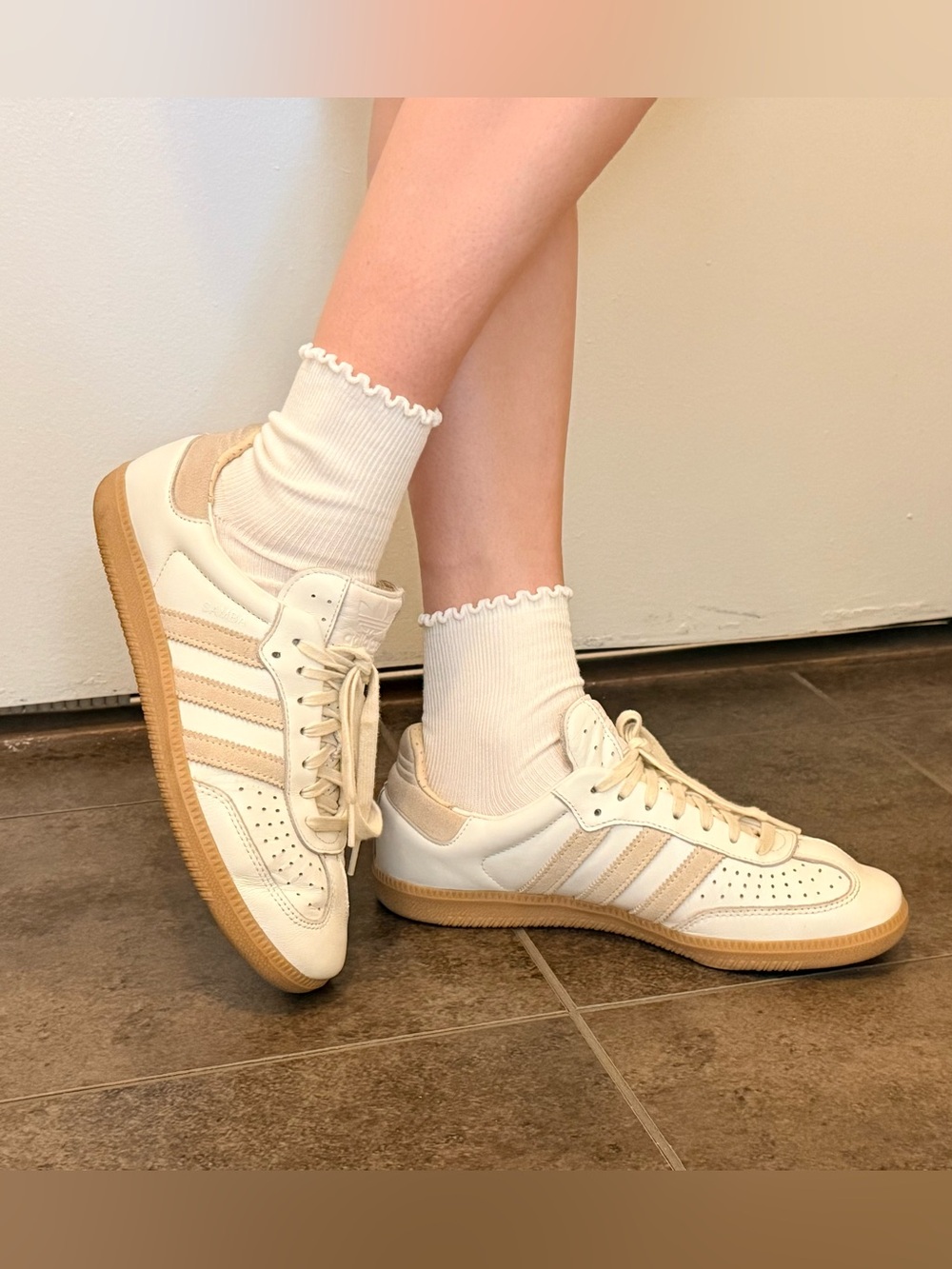 adidas Samba OG Sneakers Cream White Magic Beige - Size 8.5 W - EUC